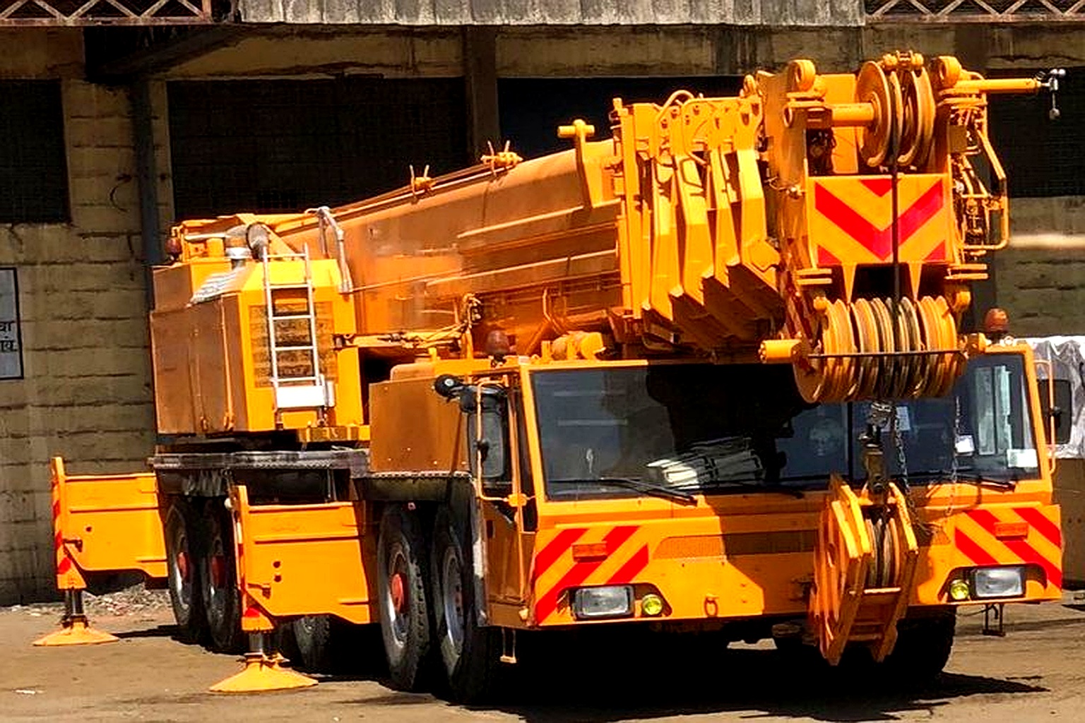 Farana Crane Service 